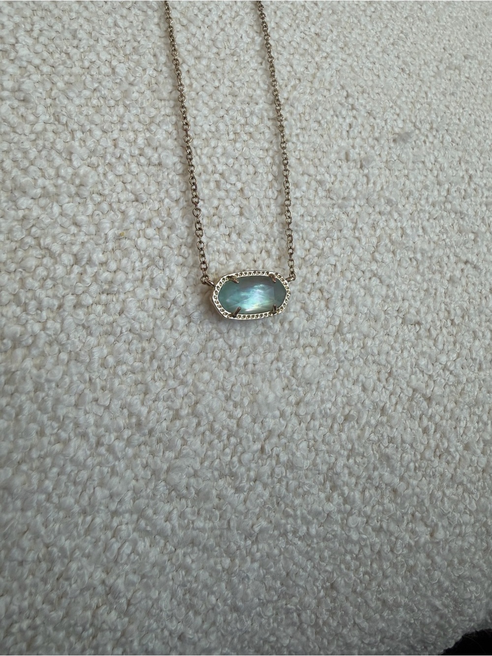 Kendra Scott Elisa Gold Pendant Necklace Blue Iridescent Abalone Shell